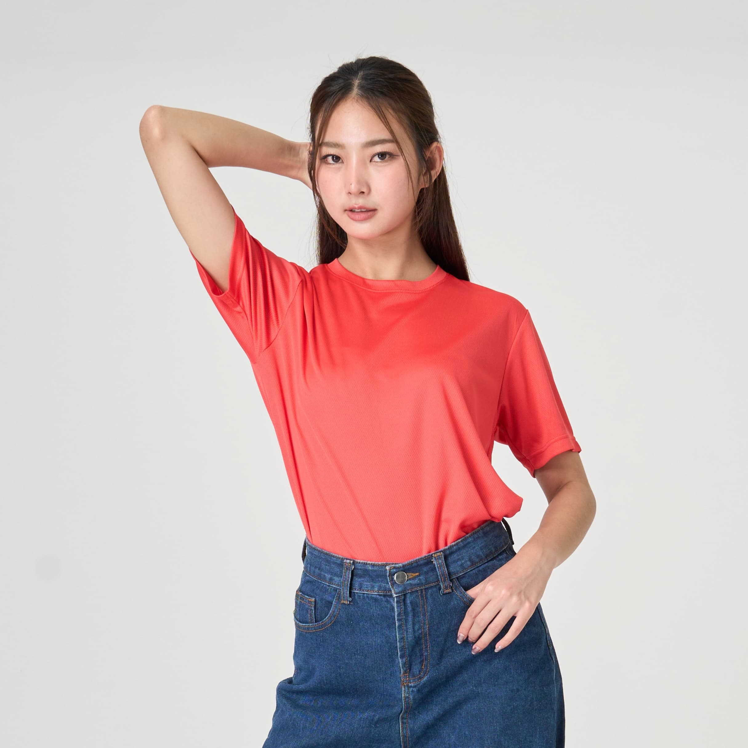 เสื้อคอกลม สีแดง